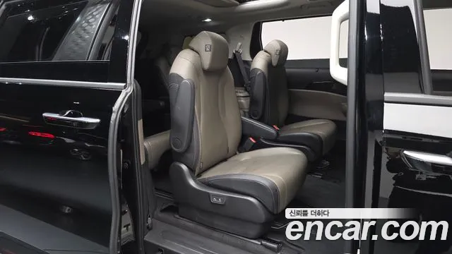 Kia Carnival 4th Gen — Фото автомобиля 17