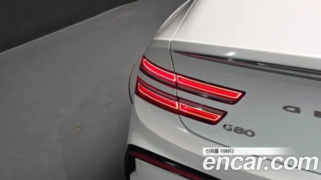 Genesis G80 RG3 — Фото автомобиля 8