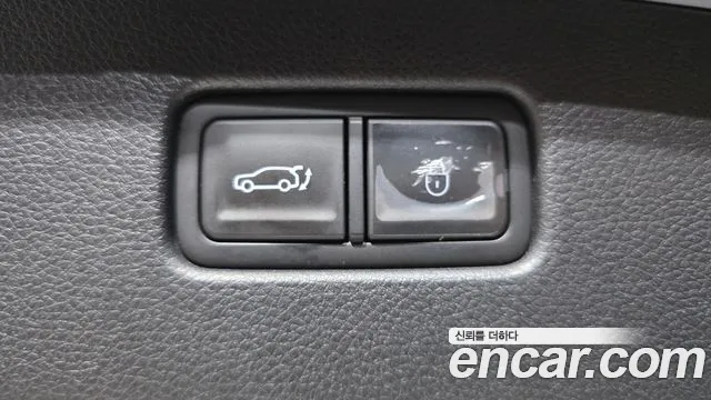 Genesis GV70 2.5T Бензин AWD — Фото автомобиля 12