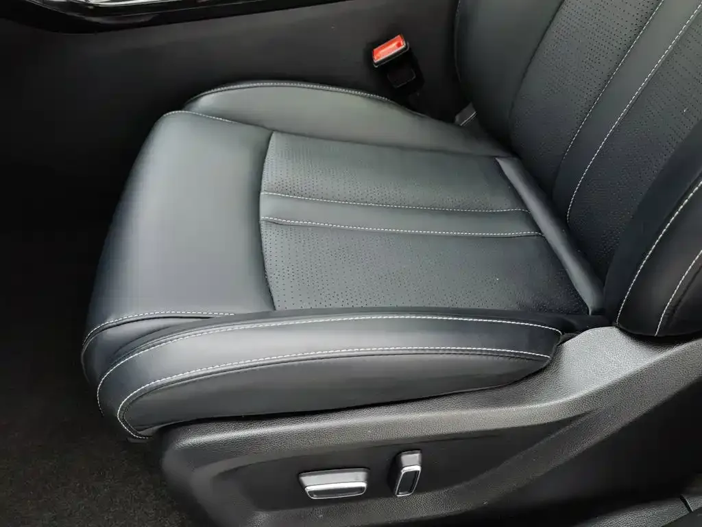 GAC Trumpchi Trumpchi GS4 2022 270T Auto Tech Edition — Фото автомобиля 20