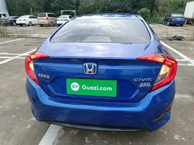 Honda Civic — Фото автомобиля 5