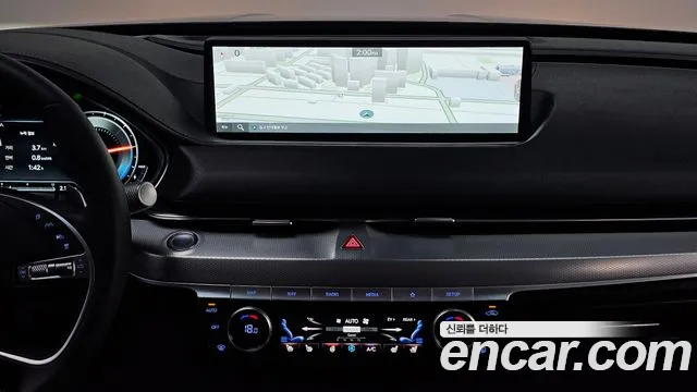 Genesis G80 Electrified G80 (RG3) — Фото автомобиля 13