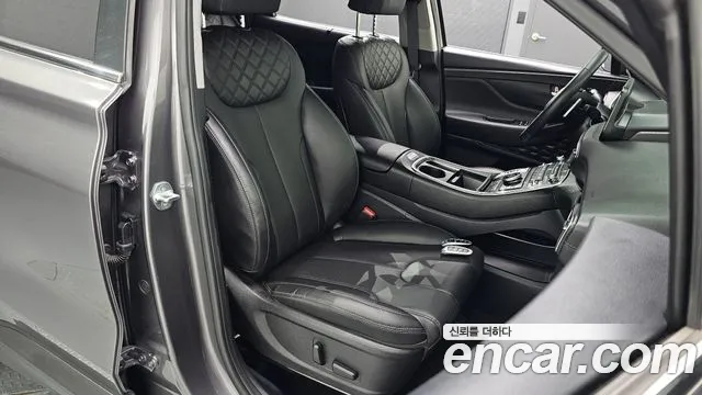 Hyundai Santafe Новый Santa Fe Бензин 2.5T 4WD — Фото автомобиля 12