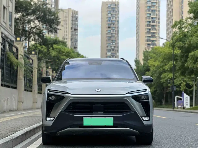 Nio ES8 — Фото автомобиля 2