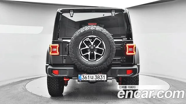 Jeep Wrangler JL — Фото автомобиля 2