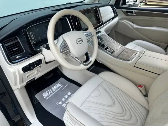 GAC Trumpchi M8 — Фото автомобиля 12