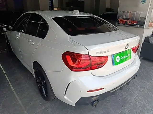 BMW 1 Series — Фото автомобиля 4