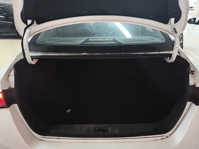 Nissan Sylphy — Фото автомобиля 18