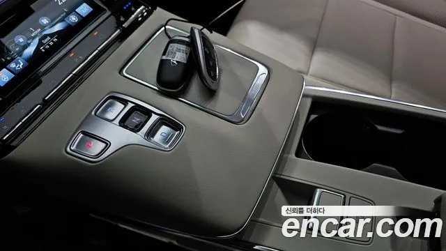 Hyundai Grandeur New — Фото автомобиля 9
