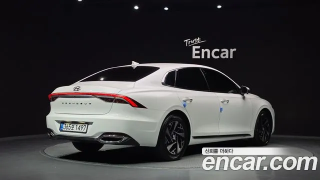 Hyundai Grandeur Grandeur (New) Hybrid — Фото автомобиля 2