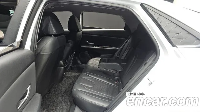 Hyundai Avante CN7 — Фото автомобиля 18