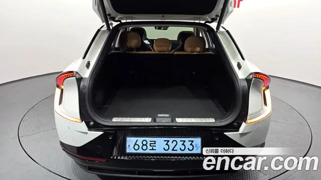 Kia EV6 — Фото автомобиля 18