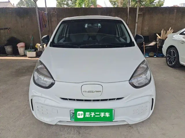 Roewe Clever — Фото автомобиля 2