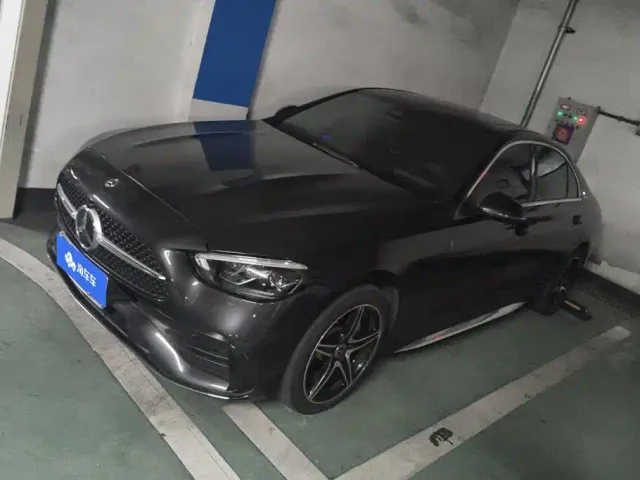 Фотография автомобиля — Mercedes-Benz C-Class