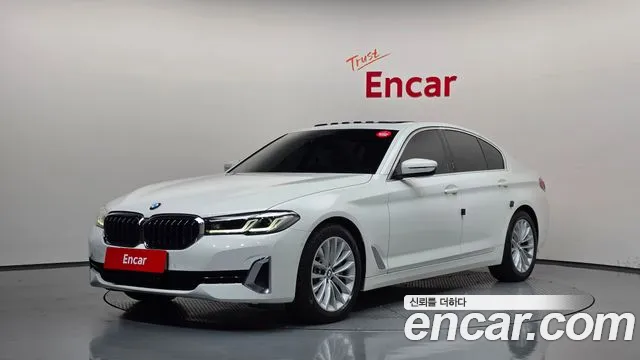 Фотография автомобиля — BMW 5 Series G30