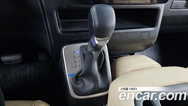 Hyundai Staria — Фото автомобиля 12