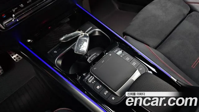 Mercedes-Benz EQA — Фото автомобиля 20