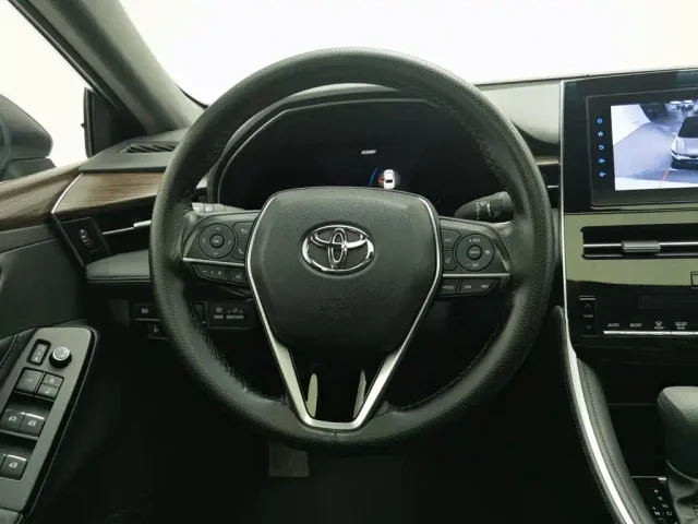 Toyota Avalon — Фото автомобиля 11
