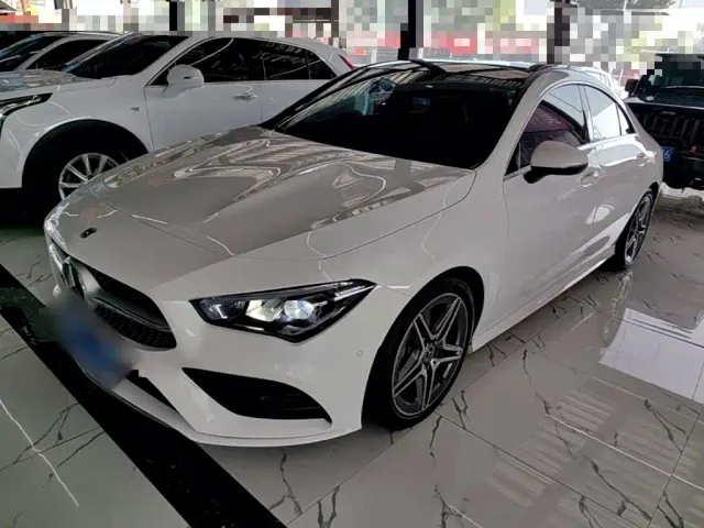 Фотография автомобиля — Mercedes-Benz CLA-Class