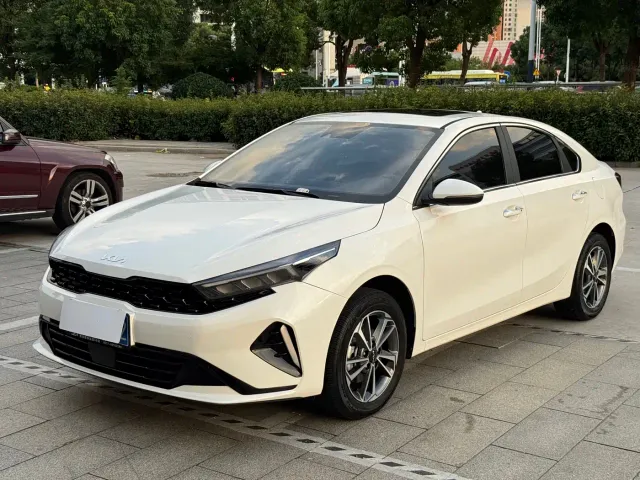 Фотография автомобиля — Kia K3