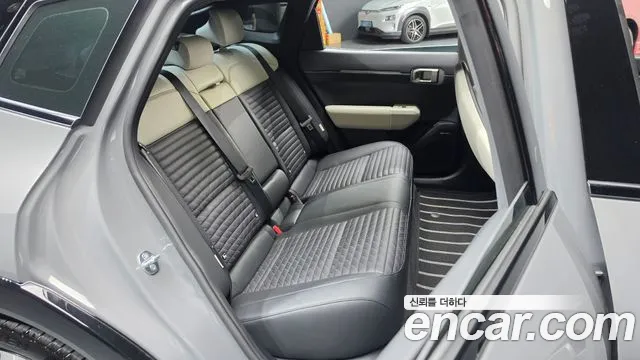 Kia EV4 — Фото автомобиля 18