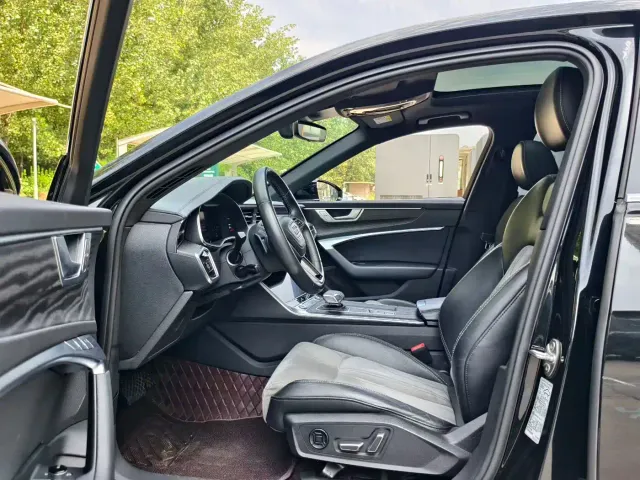 Audi A6L — Фото автомобиля 5