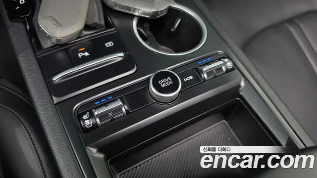 Kia K5 Новый K5 3 поколение 2.0 LPi(Для проката) — Фото автомобиля 29