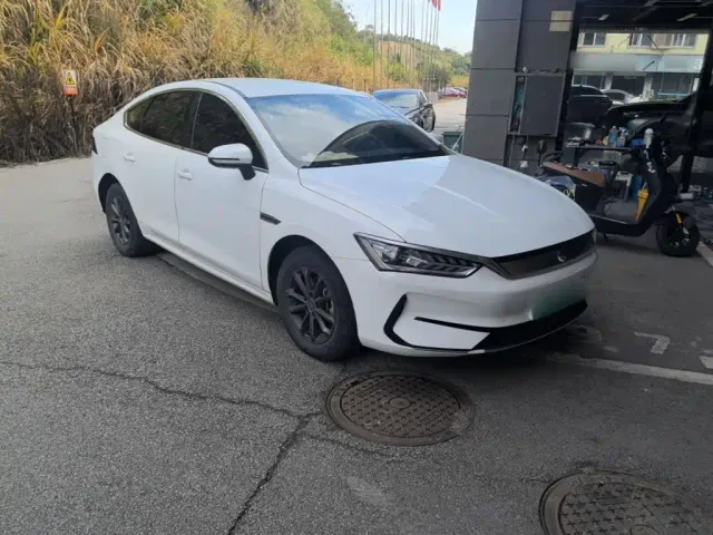 BYD Qin PLUS — Фото автомобиля 3
