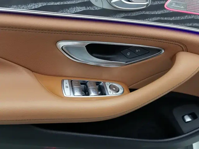 Mercedes-Benz CLS-Class — Фото автомобиля 9