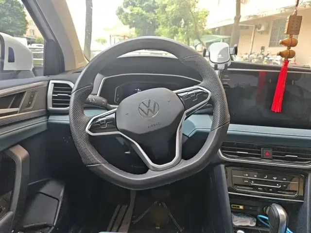 Volkswagen Tharu — Фото автомобиля 11