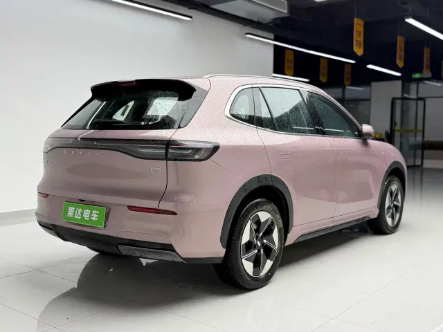 Geely Galaxy E5 — Фото автомобиля 4