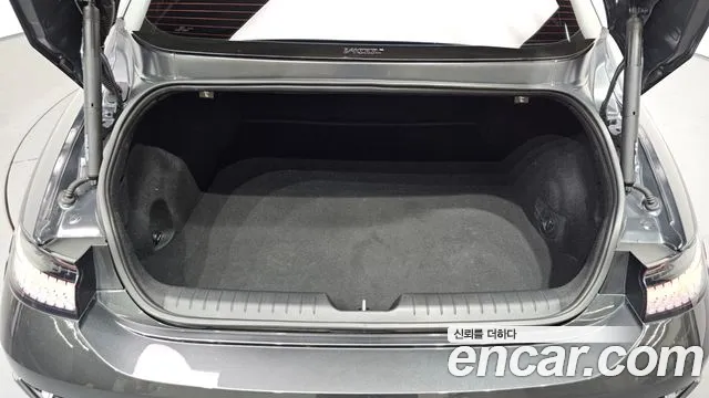 Hyundai Ioniq6 Long Range AWD — Фото автомобиля 17