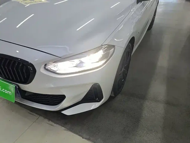 BMW 1 Series — Фото автомобиля 23