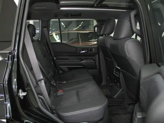 Toyota Prado — Фото автомобиля 9