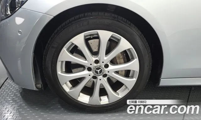 Mercedes-Benz E-Class W213 — Фото автомобиля 5