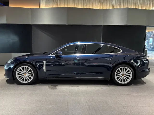 Porsche Panamera — Фото автомобиля 4