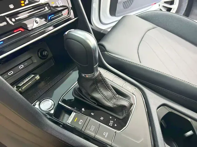 Volkswagen Tharu — Фото автомобиля 12
