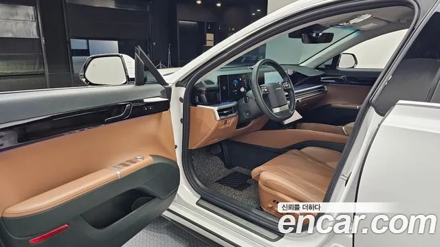 Hyundai Grandeur GN7 — Фото автомобиля 15