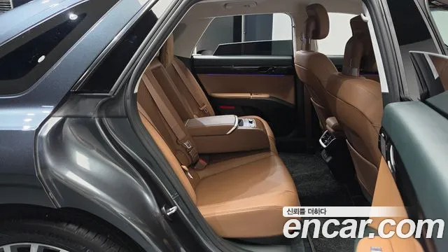 Hyundai Grandeur GN7 — Фото автомобиля 17