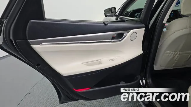 Hyundai Grandeur Новый Grandeur IG — Фото автомобиля 25