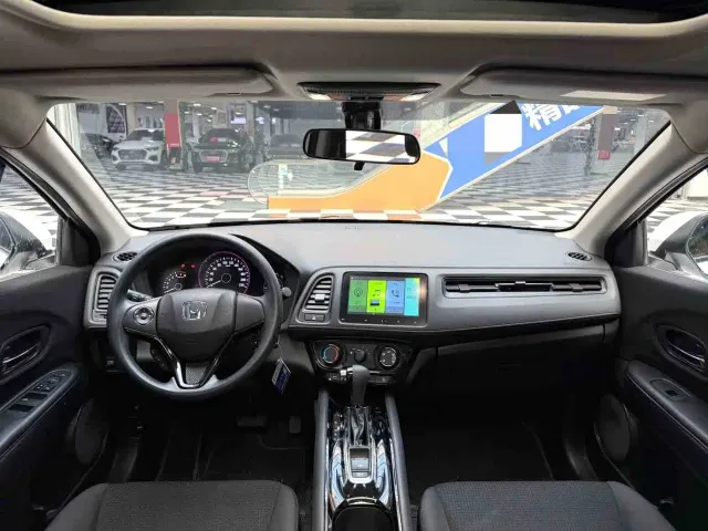 Honda Vezel — Фото автомобиля 10