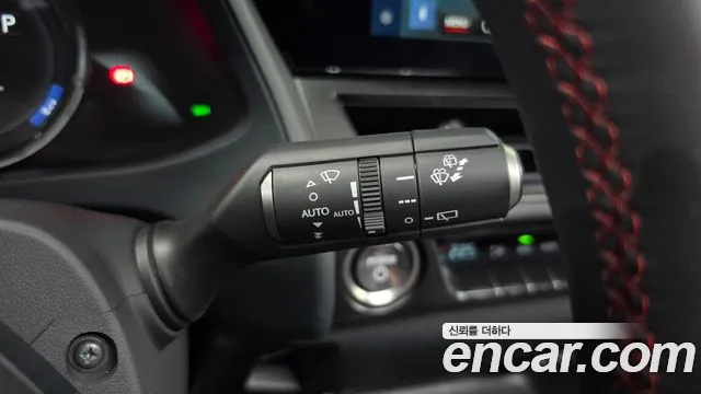 Lexus UX UX250h — Фото автомобиля 18