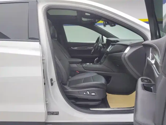 Cadillac XT5 — Фото автомобиля 8