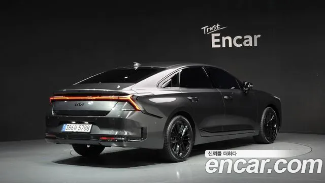 Kia K8 — Фото автомобиля 2