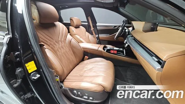 Genesis G80 RG3 — Фото автомобиля 12
