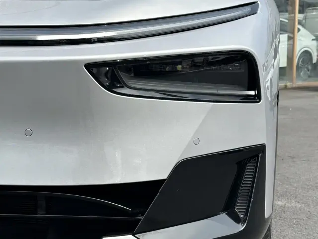 Xpeng G7 — Фото автомобиля 9