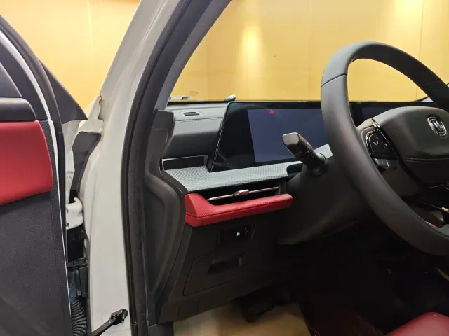 Changan CS75 Plus — Фото автомобиля 11