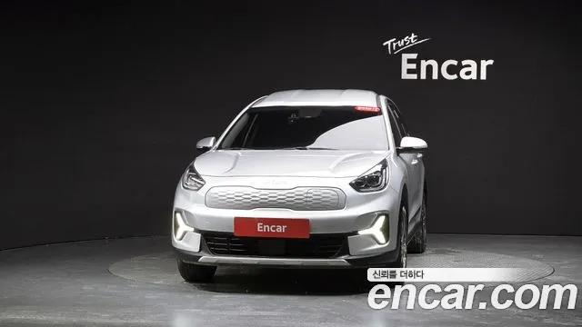 Kia Niro Niro Plus Air — Фото автомобиля 3