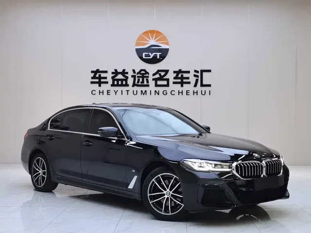 BMW 5 Series — Фото автомобиля 2
