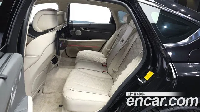 Genesis G80 RG3 — Фото автомобиля 16